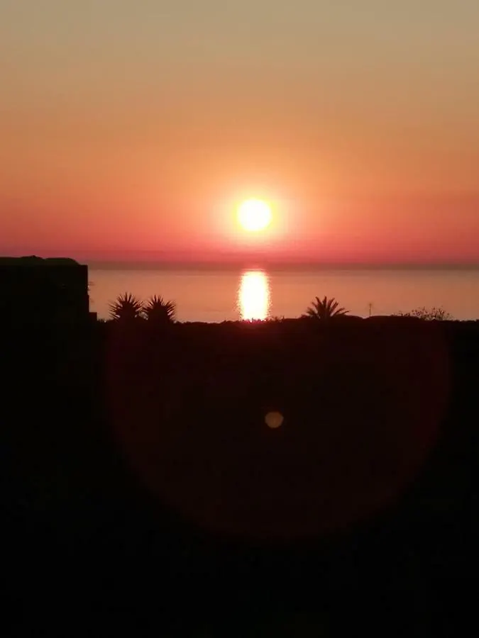 La villetta di Paolo Villa Pantelleria Island 0*,